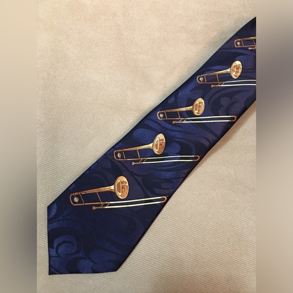 Vtg STEVEN HARRIS Brass TROMBONE Navy Tone on Tone Swirl Pattern Neck Tie - Picture 3 of 7